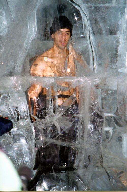 David Blaine's Daring Experiment: Frozen in Time - A Journey of Perseverance and Human Endurance